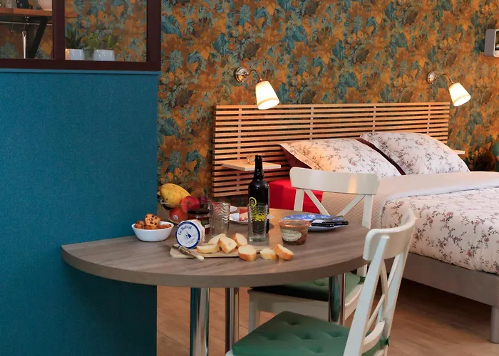 Gite Du Vieux Saule 1 Gite Avec Spa Privatif Pour 2 Personnes 1 Suite Familiale Sans Spa