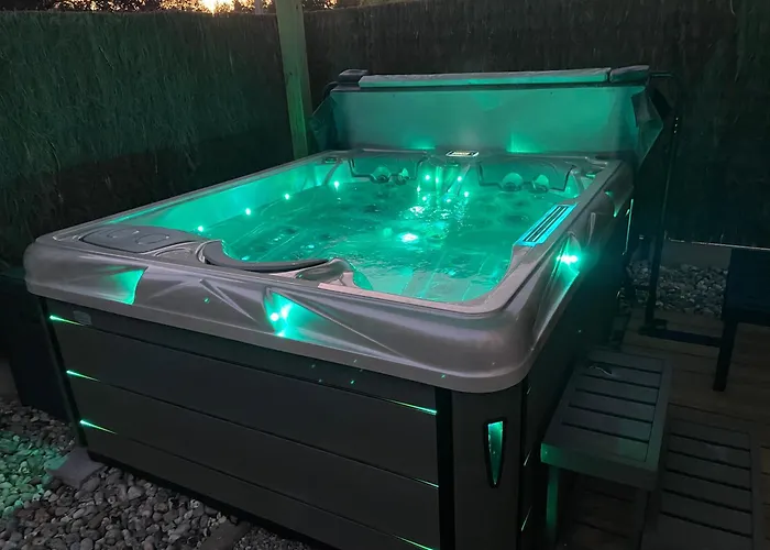 Gite Du Vieux Saule 1 Gite Avec Spa Privatif Pour 2 Personnes 1 Suite Familiale Sans Spa